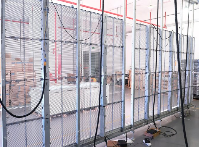 Glass Wall Window Applied Transparent LED Screen P3.91-7.81 Transparent LED Display