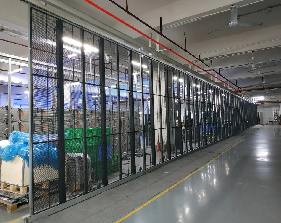 Indoor Outdoor P4 P5 P6 P8 Transparent LED Screen Display for Glass Window