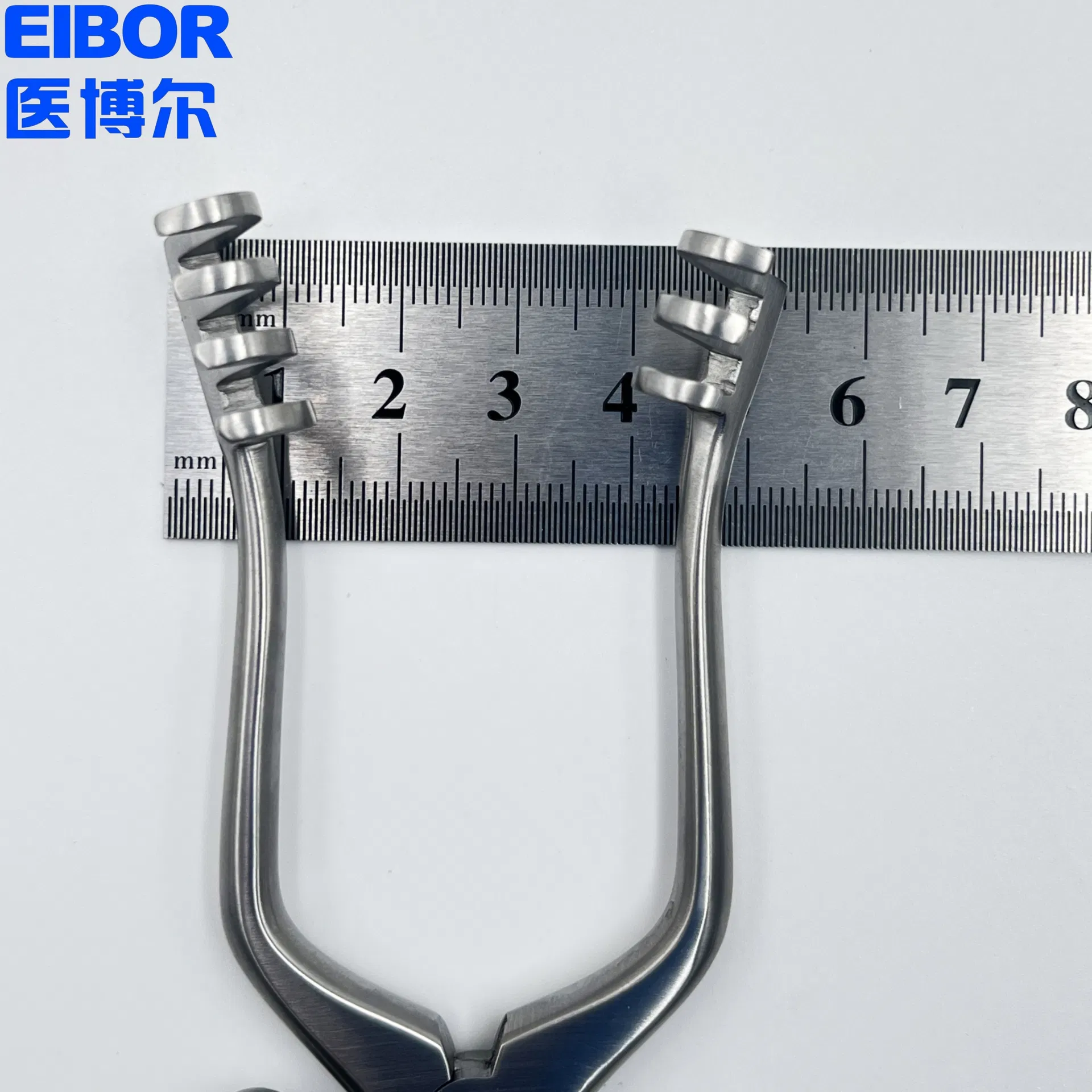 Weitlaner Retractor View 5