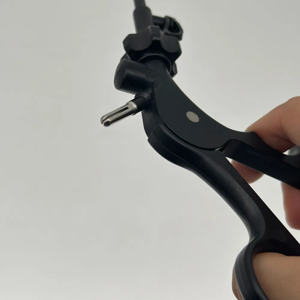 Individually Sterilized Disposable Laparoscopic Grasping Forceps - Manual Single-Use Instrument for Abdominal Surgery