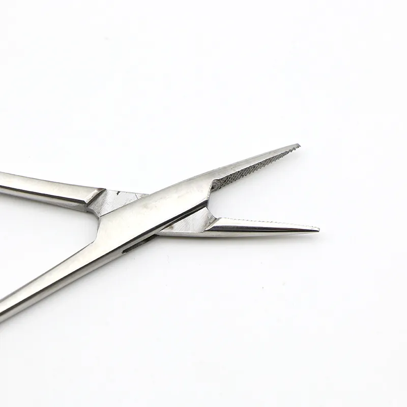 14cm Fine Needle Holder 3