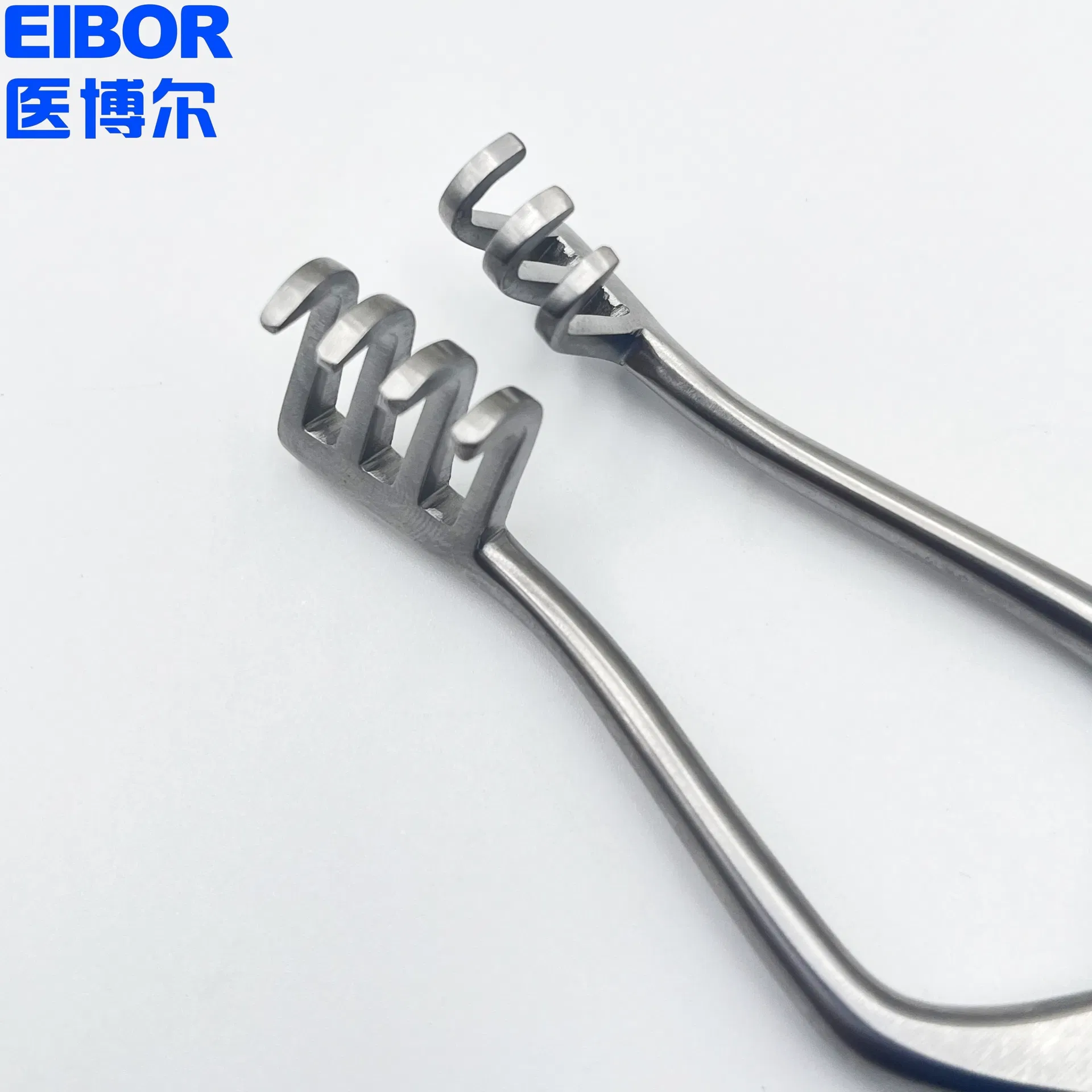Weitlaner Retractor View 3