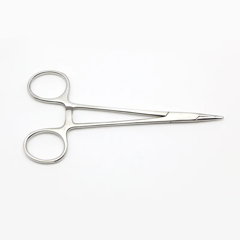 14cm Fine Needle Holder 1
