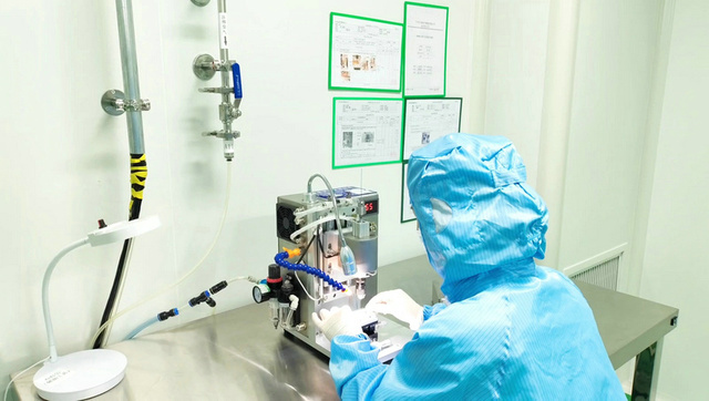 LeienCare Tech CNC precision machining workshop for surgical instruments