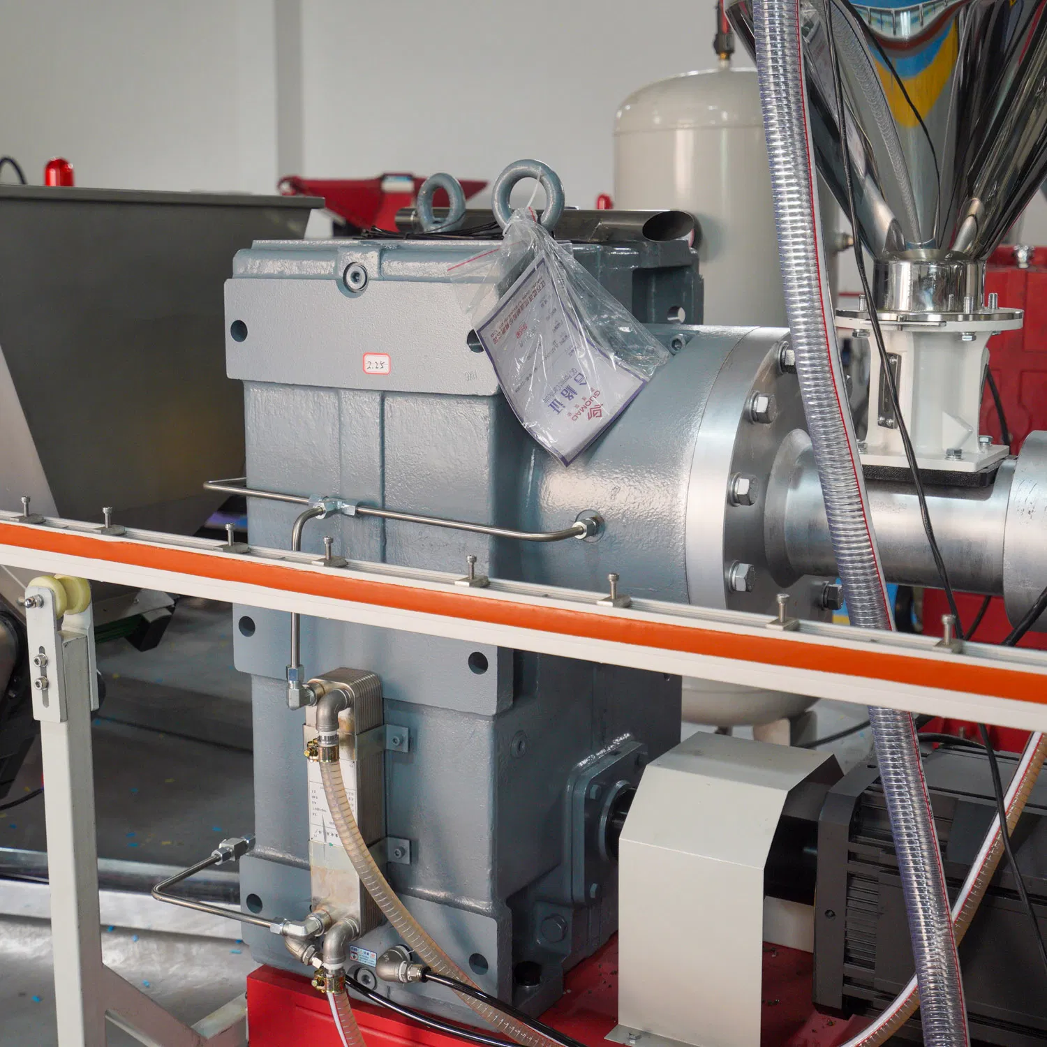 Durable Drip Irrigation System for Greenhouse Plant Health