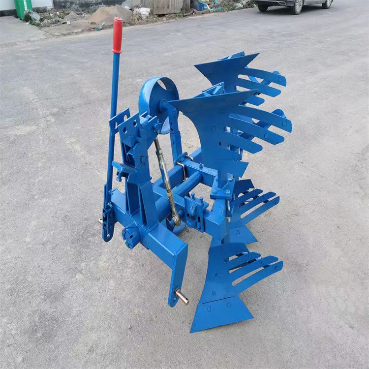 Manual Flip Plow Tool for Sustainable Agriculture and Soil Health