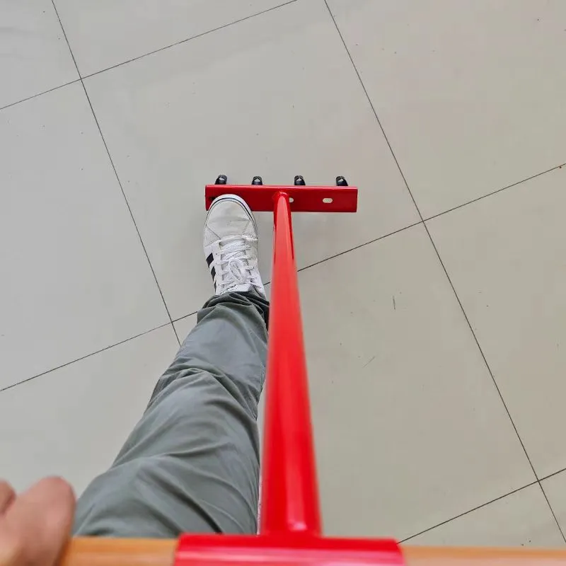 Lawn Aerator Detail 3