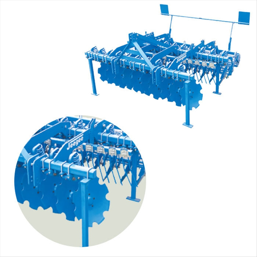 Efficient Ploughing Machine for Stubble Management and Soil Health