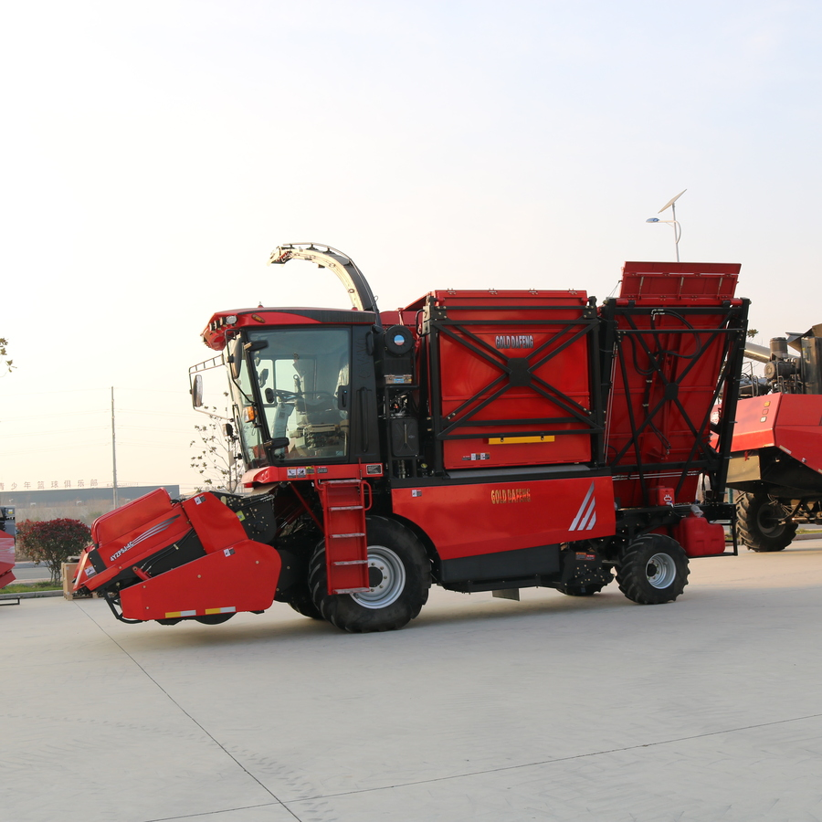 Agricultural Corn Combine Harvester Designed for High Yield Crops and Long Working Hours
