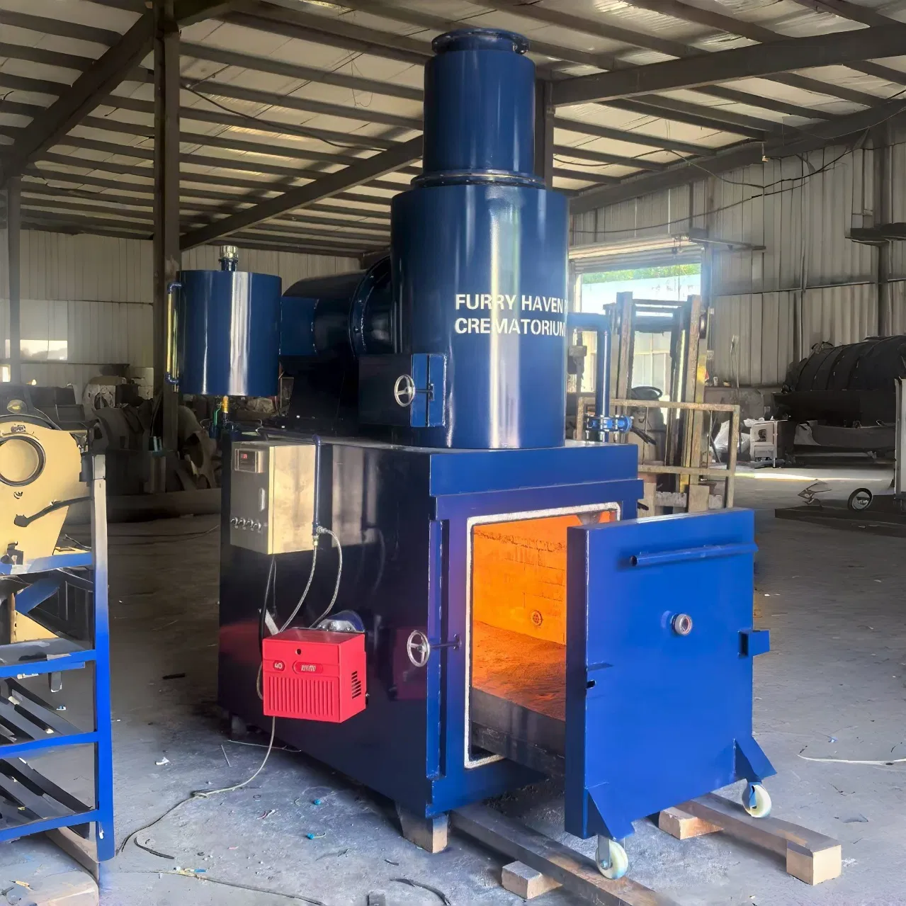 30/50/100/200/300/500kg Smokeless-Odorless/High-Temperature Medical/Needle Waste Liquid Incineration Machine Hospital Clinical Waste Disposal Incinerator