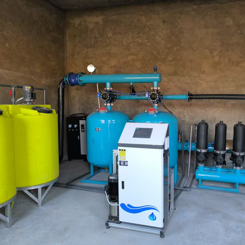 High-Uniformity Integrated Crop-Feeding System - Emphasizes Even Distribution and Full-Cycle Crop Nutrition.