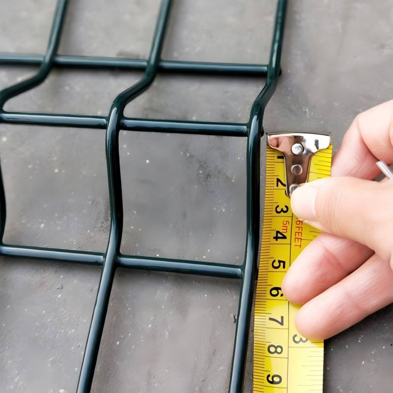 Innovative 3D Curved Mesh Panel for Sustainable Agriculture Solutions