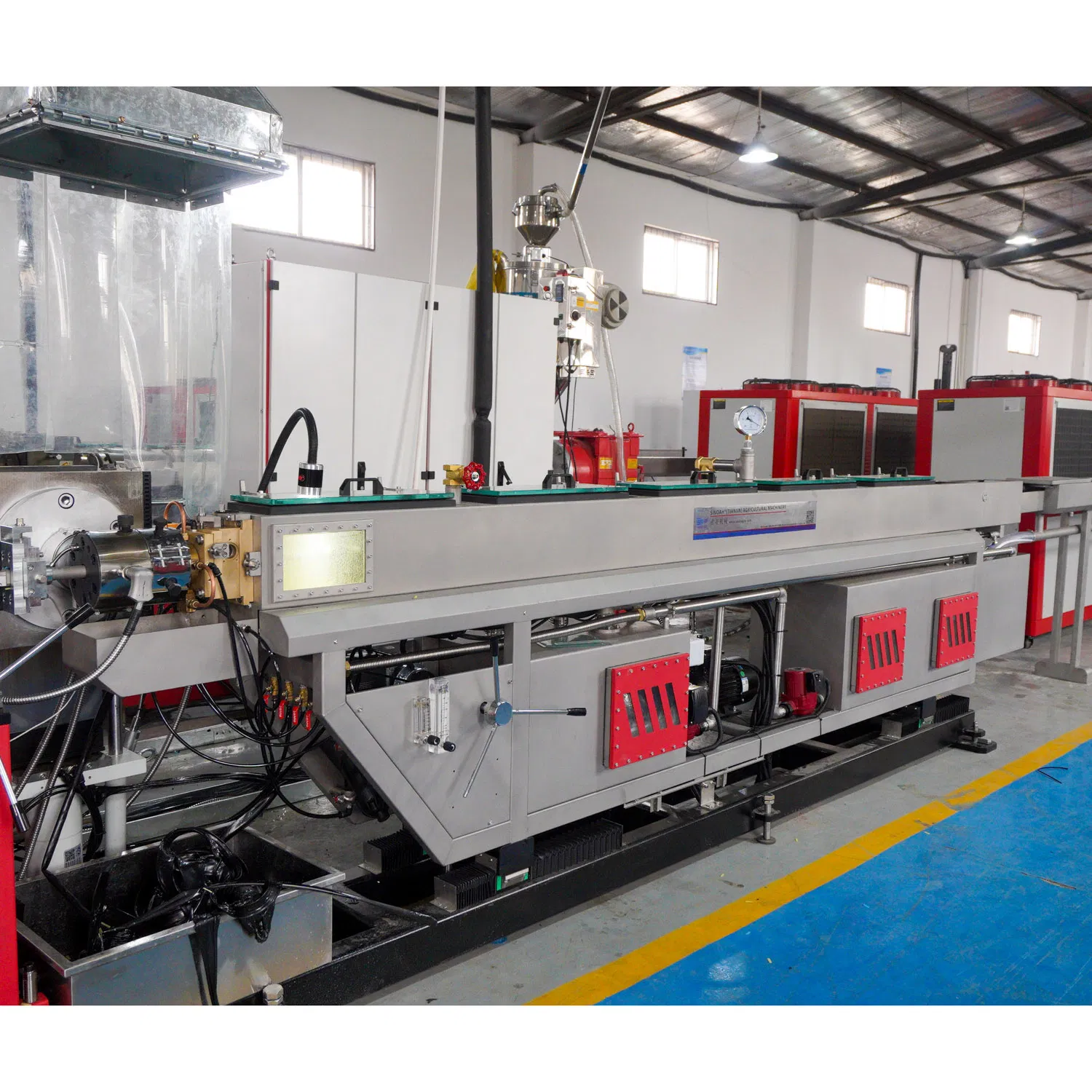 Durable Drip Irrigation System for Greenhouse Plant Health