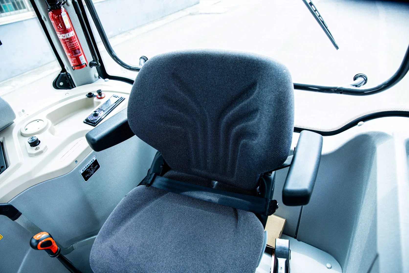 High-Performance 260HP Quantum Sensor Tractor for Soil Health