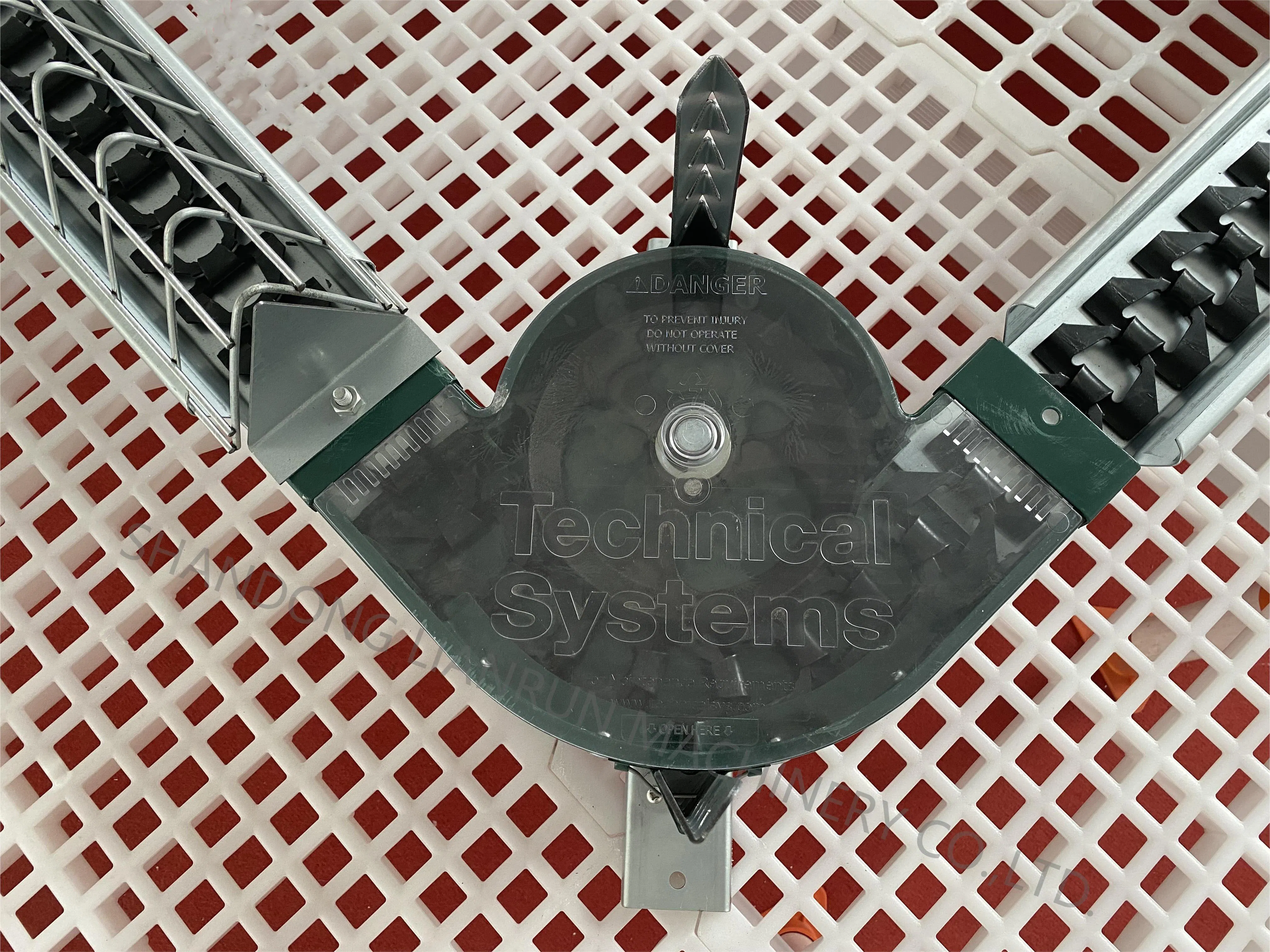 Poultry Equipment: Breeder Falt Raising System for Chicken and Layer Use