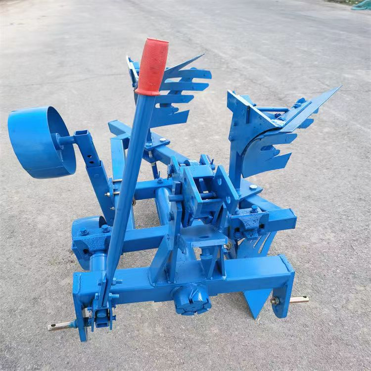 Manual Flip Plow Tool for Sustainable Agriculture and Soil Health