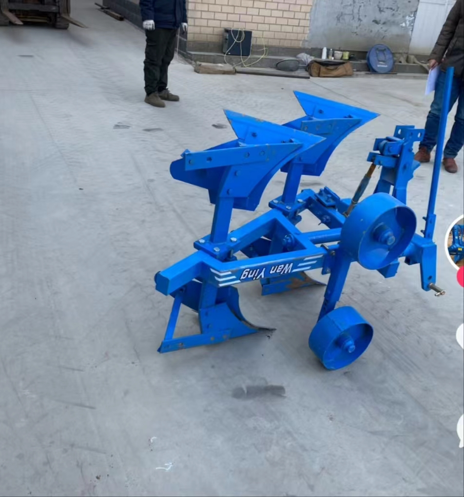 Manual Flip Plow Tool for Sustainable Agriculture and Soil Health