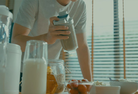 Sports nutrition application with protein ingredients