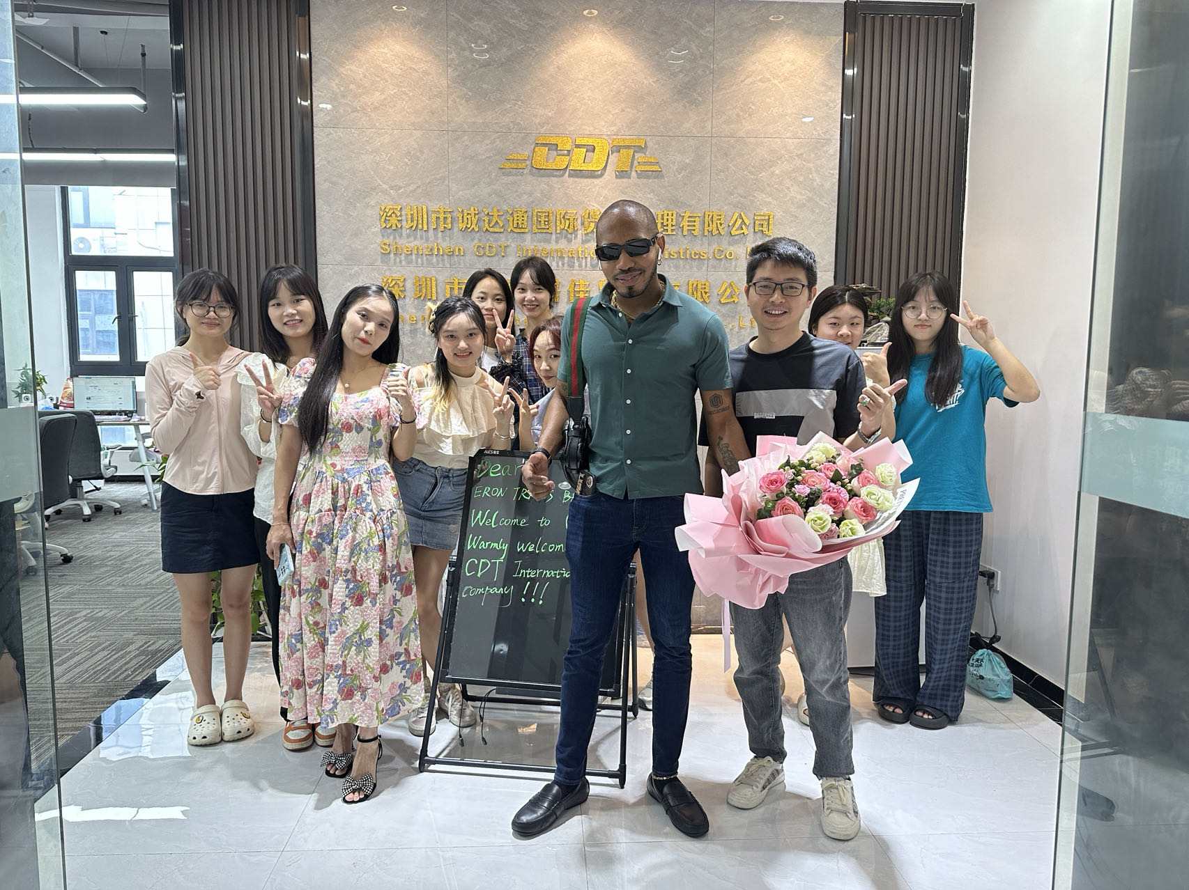 International Corporation China Top 10 DHL Express Sea Air Freight Forwarder Shipping Agent Form China To Usa France Uk