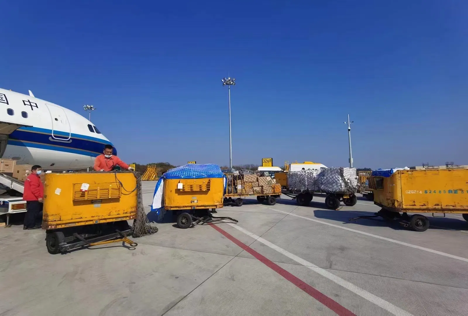 Air Freight From Lanzhou (LHW) , Guiyang (KWE) , Xi’ an (XIY) in China to Helsinki-Vantaa Airport (HEL) in Finland, by DHL/FedEx/UPS/TNT/Express