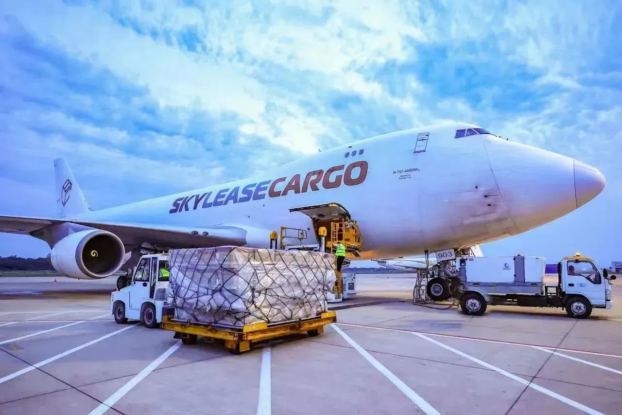 Air Freight From Lanzhou (LHW) , Guiyang (KWE) , Xi’ an (XIY) in China to Helsinki-Vantaa Airport (HEL) in Finland, by DHL/FedEx/UPS/TNT/Express