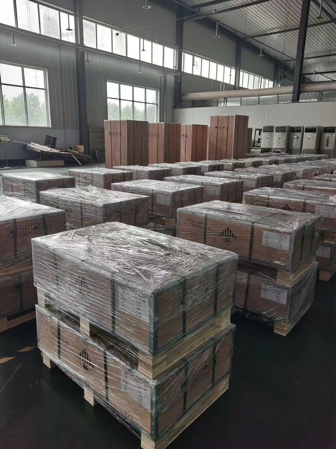 Charter Freight Forwarding Services From China to UM Via Air+Express DDP Shipping Agent