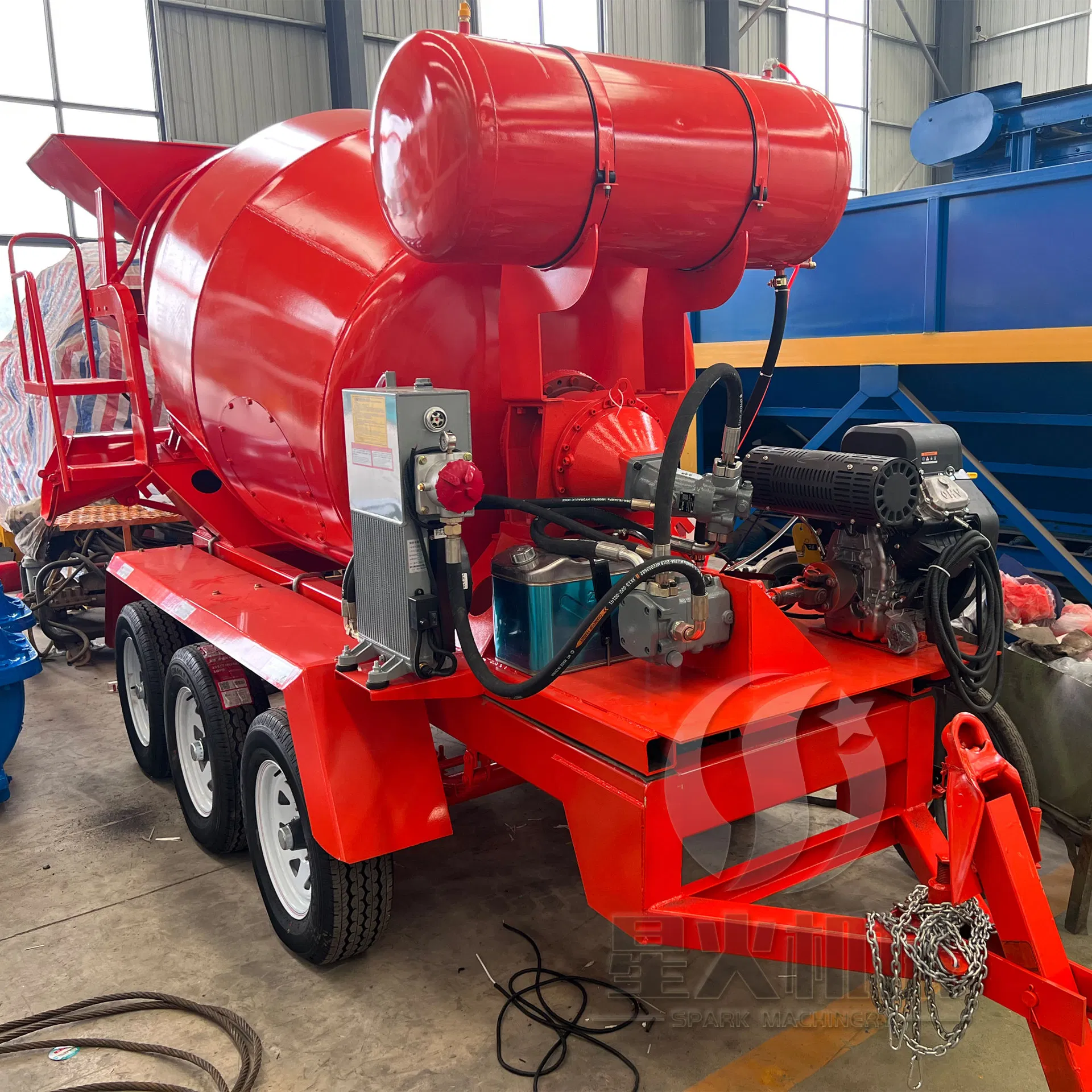 Diesel Electric Gasoline Engine 6m3 Trailer Concrete Mixer Drum Truck Side View