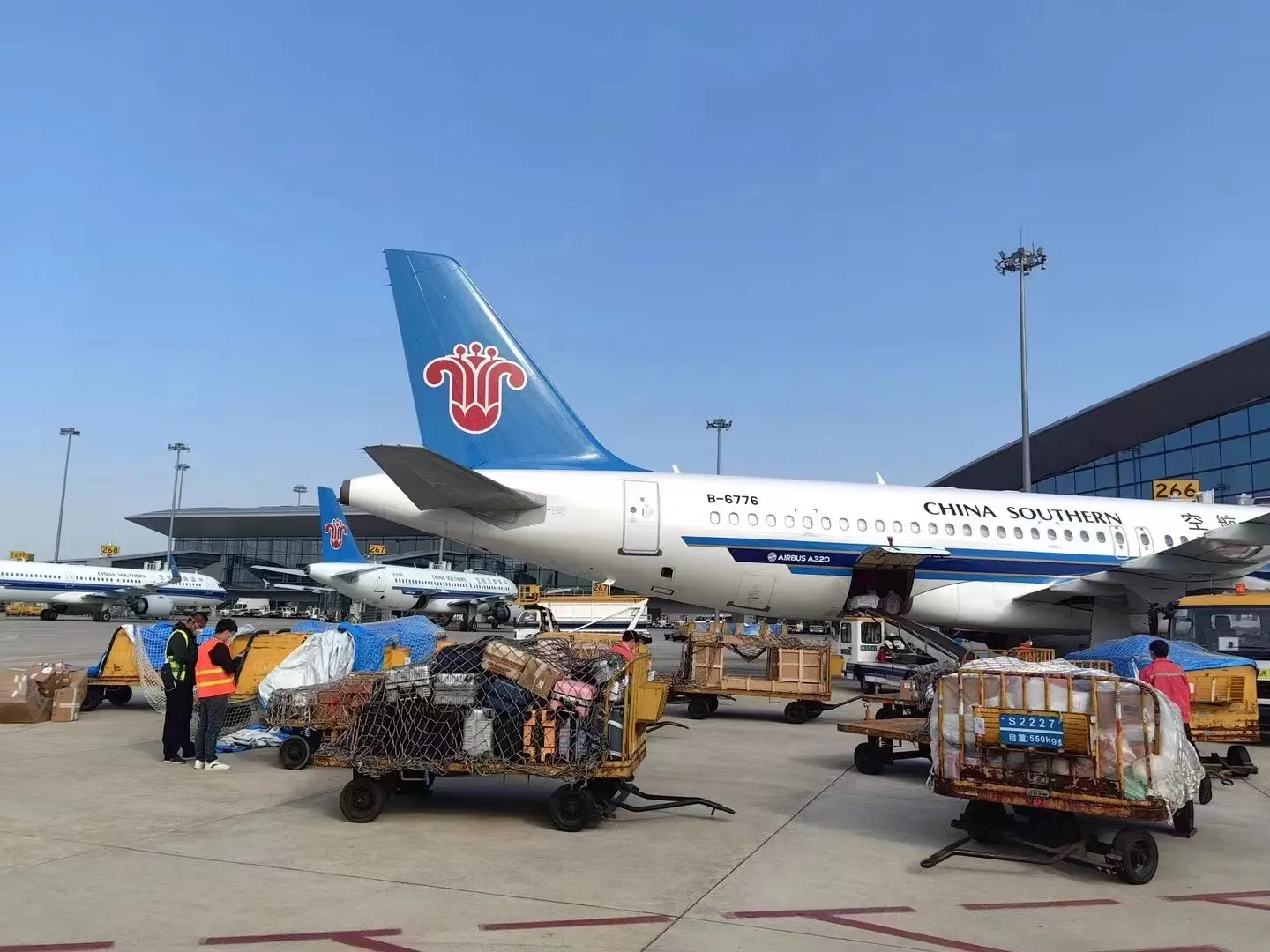 Air Freight From Hangzhou (HGH) , Chongqing (CKG) , Haikou (HAK) in China to Brussels Airport (BRU) in Belgium Shipping Logistics Service