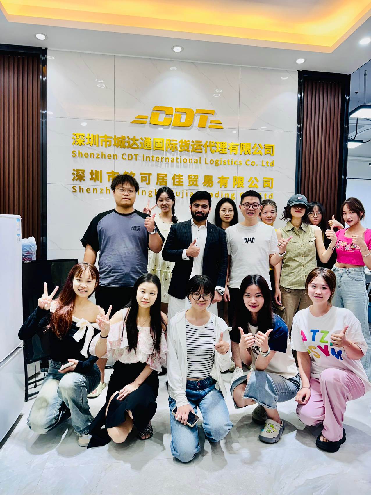 International Corporation China Top 10 DHL Express Sea Air Freight Forwarder Shipping Agent Form China To Usa France Uk