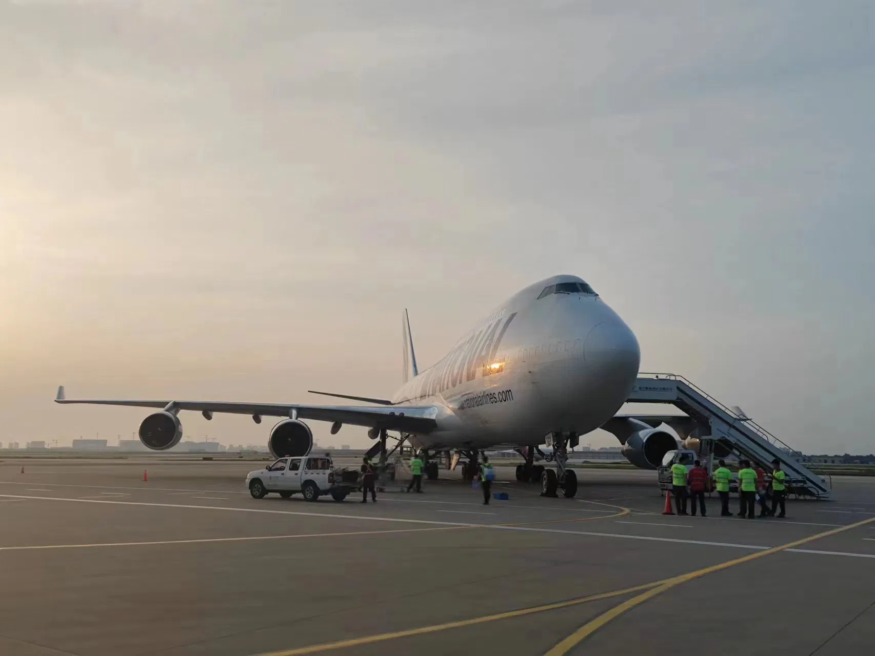 China to Codrington Airport Air Freight Forwarder Customs Clearance