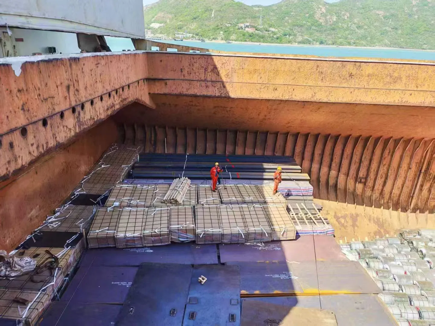 Roro Sea Shipping/Break Bulk Cargo Shipping to Aqaba, Jeddah, Sudan, Jeddah, Djibouti, Adabia, Port Said From Caofeidian, Lianyungang, Bayuquan, Tianjin