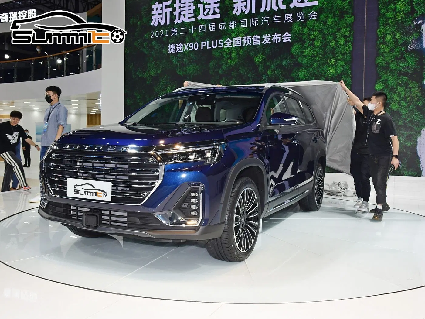 Jetour Jietu X90 Plus Adult Large Gasoline Car 5/7 Seats Fuel Powered Medium SUV for Sale