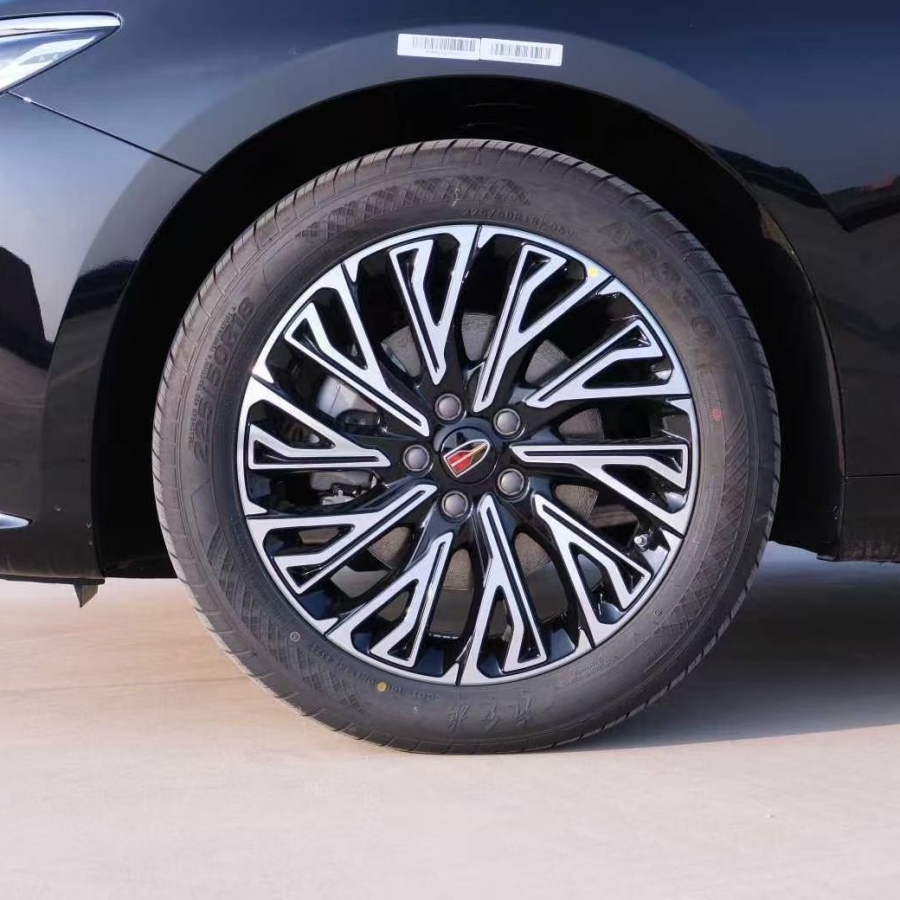 Hongqi H5 Chinese Hybrid Electric Car, Used Gasoline, Spacious, Hot-Selling, High-Quality, Long-Range, Used Gasoline, Spacious Family Electric Car