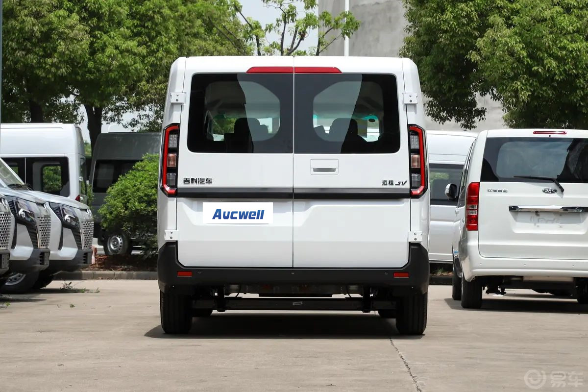 Aucwell Factory Directly Supply 6-7 Seats Electric Minivan for Sale