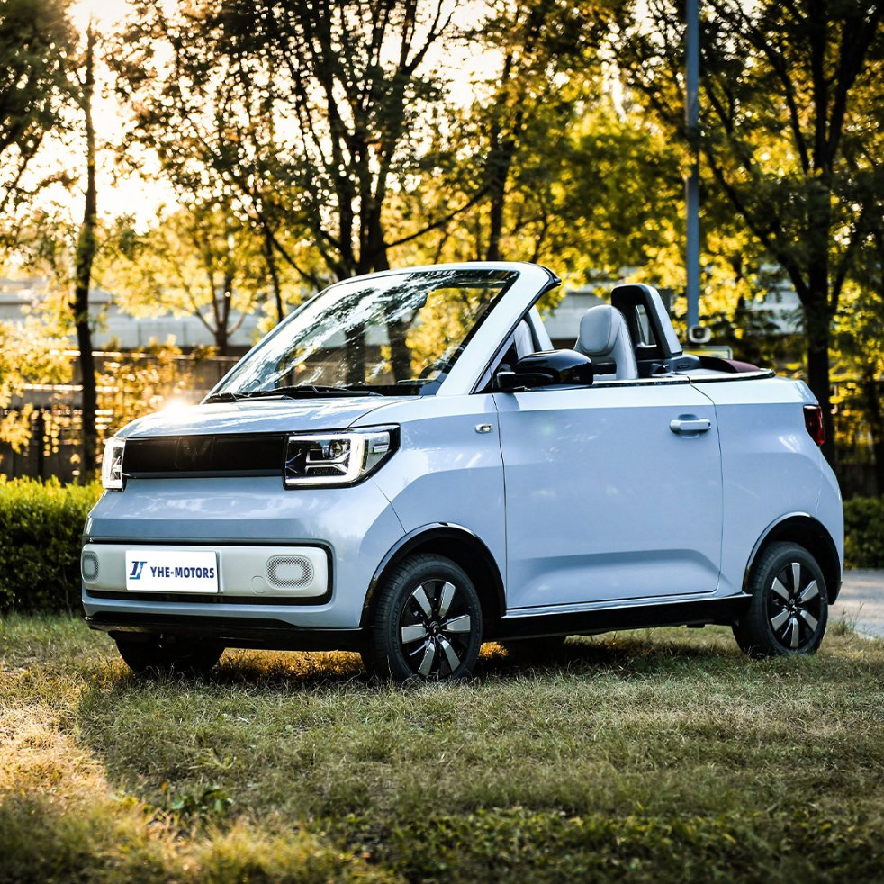 Best Selling Wulinghongguang Made in China Cabrio Convertible Cheapest Car