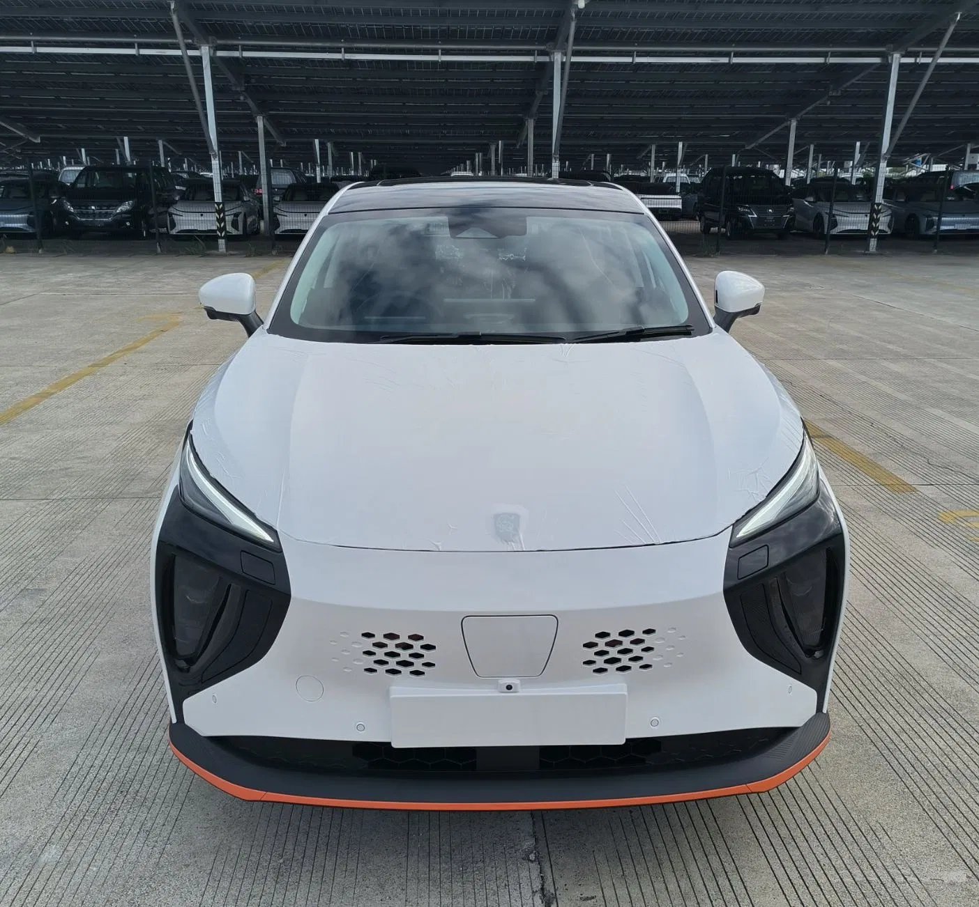 Friday 410 Compact SUV 4800mm Length Integral Body Structure Auto Electric Car