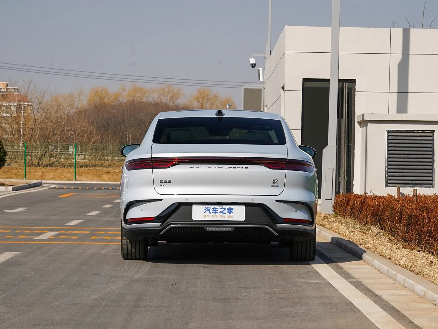 Byd Han 2025 EV Smart Driving Edition 701km Premium Honor and Glory Edition Pure Electric MID-Large Sedan All Versions Available