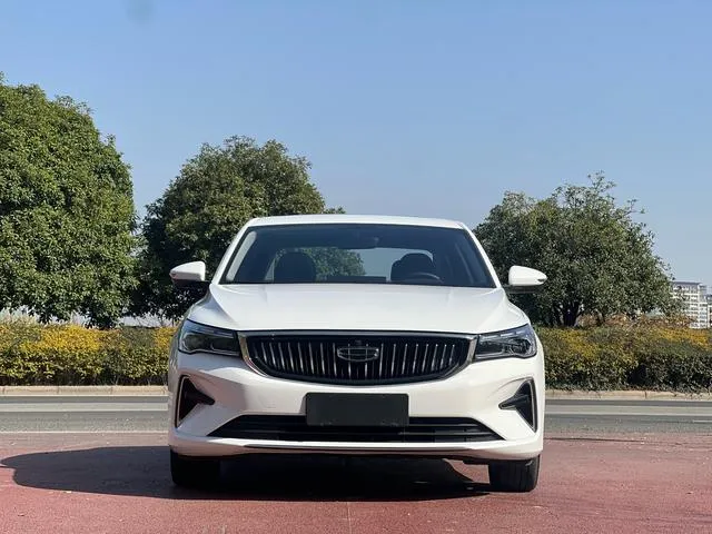 Geely Emgrand View 2