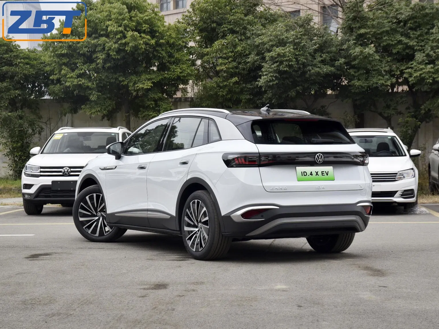 Cheap Price ID4 Green EV 4X2 2WD Rwd Bas Acc Compact SUV Long Range Nedc Electric Private Car with Lithium Battery