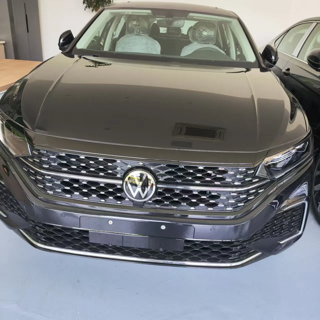 Best-Selling VW Sedan Passat 330tsi Elite 0-Mileage Vehicle, Business Sedan Replacement of Camry New Car, Used Car, Left-Hand Drive Car, Fuel-Powered Vehicle