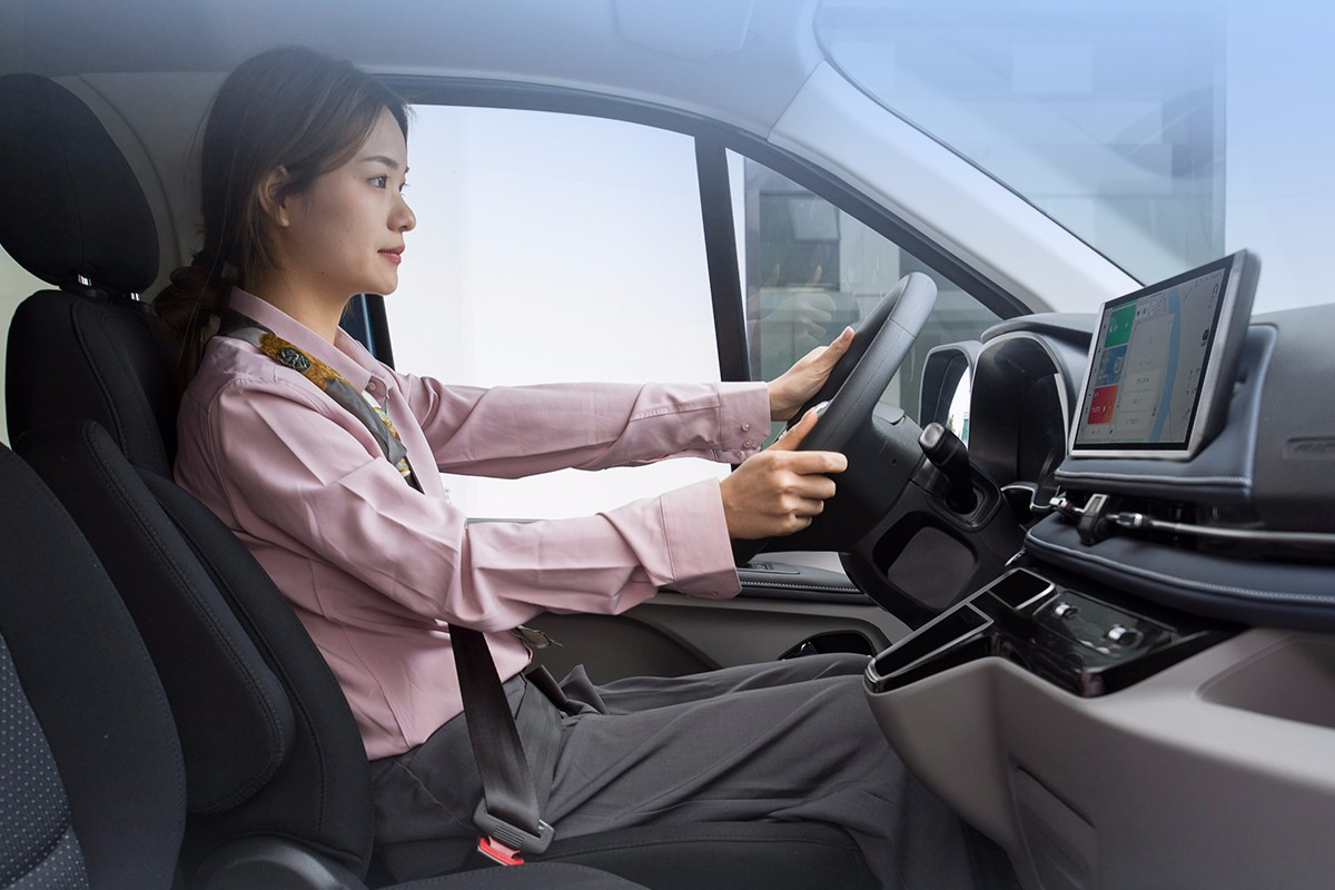 Maxus Xintu V80 2024 New Pure Electric Intelligent Logistics Expert Long Axis Guoxuan Car Cargo Van Commercial Truck New EV Vehicle