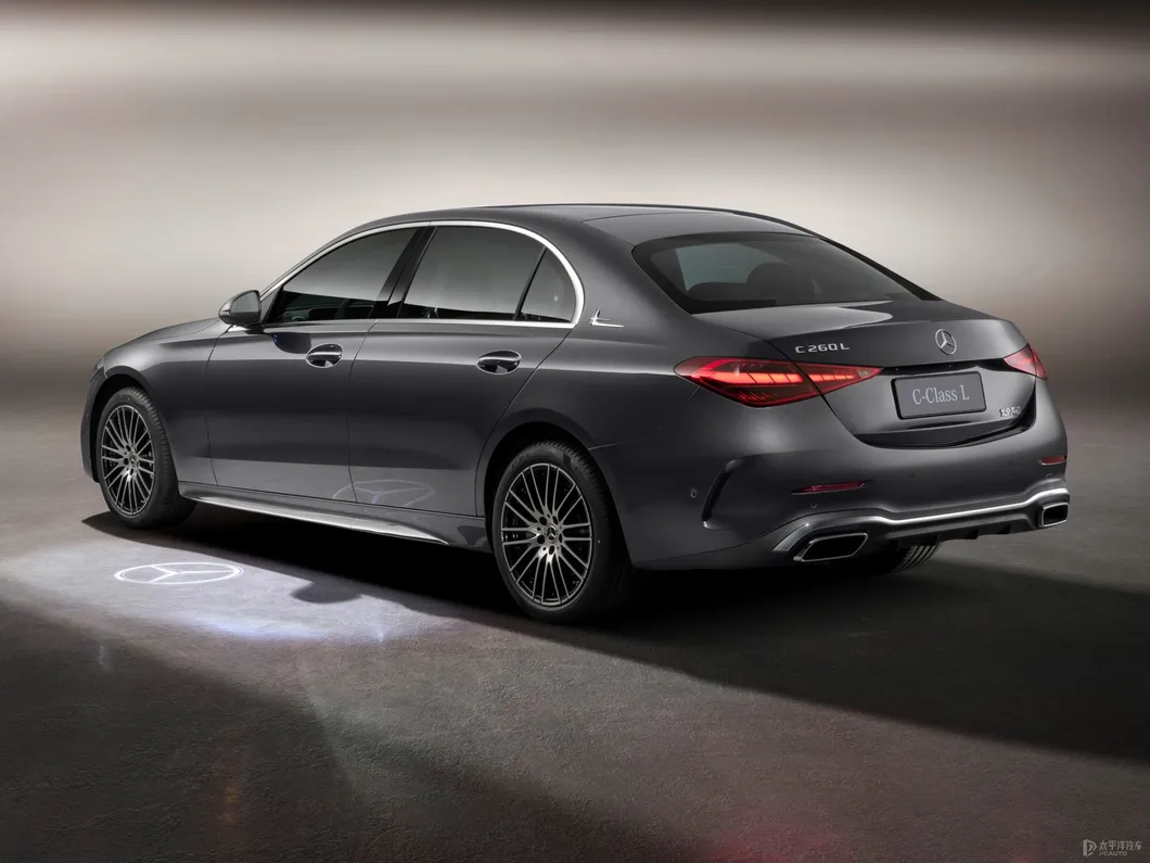 C-Class <a href='/catalog/china-oem-sedan-manufacturers-supplier/'>Sedan</a> View 1