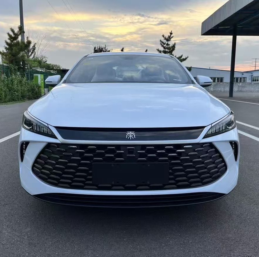 2025 Byd Qin Plus Dm-I 120km Flagship Edition Hybrid Sedan