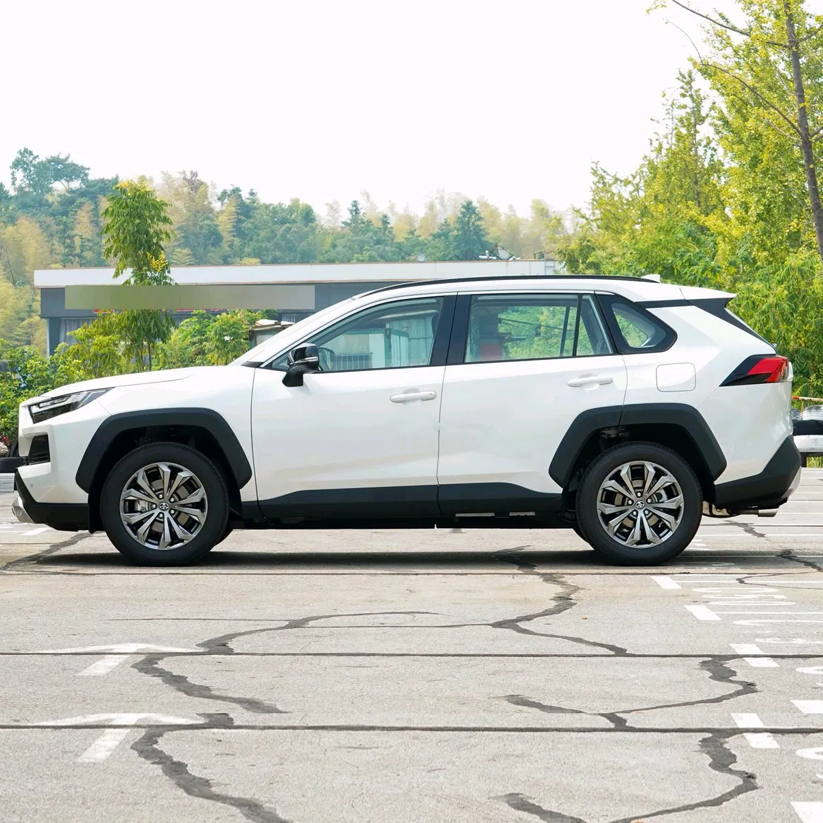 2024 RAV4 Rongfang 2.0L CVT Xle Edition Car Compact SUV Gv Wholesale