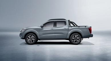 Dongfeng Rich 7 Heavy Load 4X4 Diesel Pickup Truck Direct From Factory Car