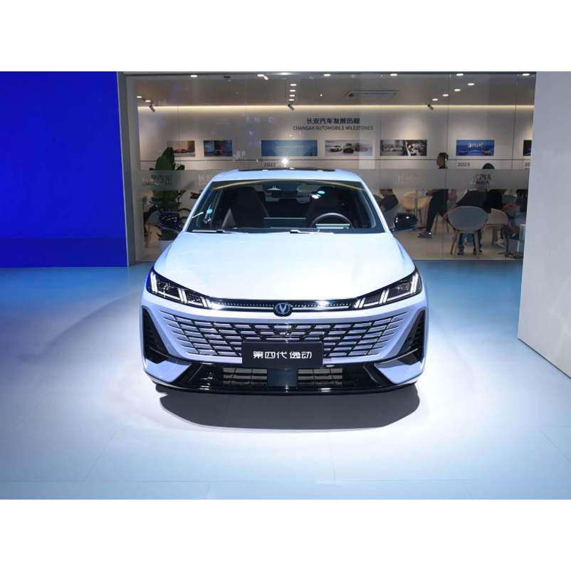 Family Friendly Compact Sedan Panoramic Sunroof Ambient Lighting Comfortable Seats Changan Eado