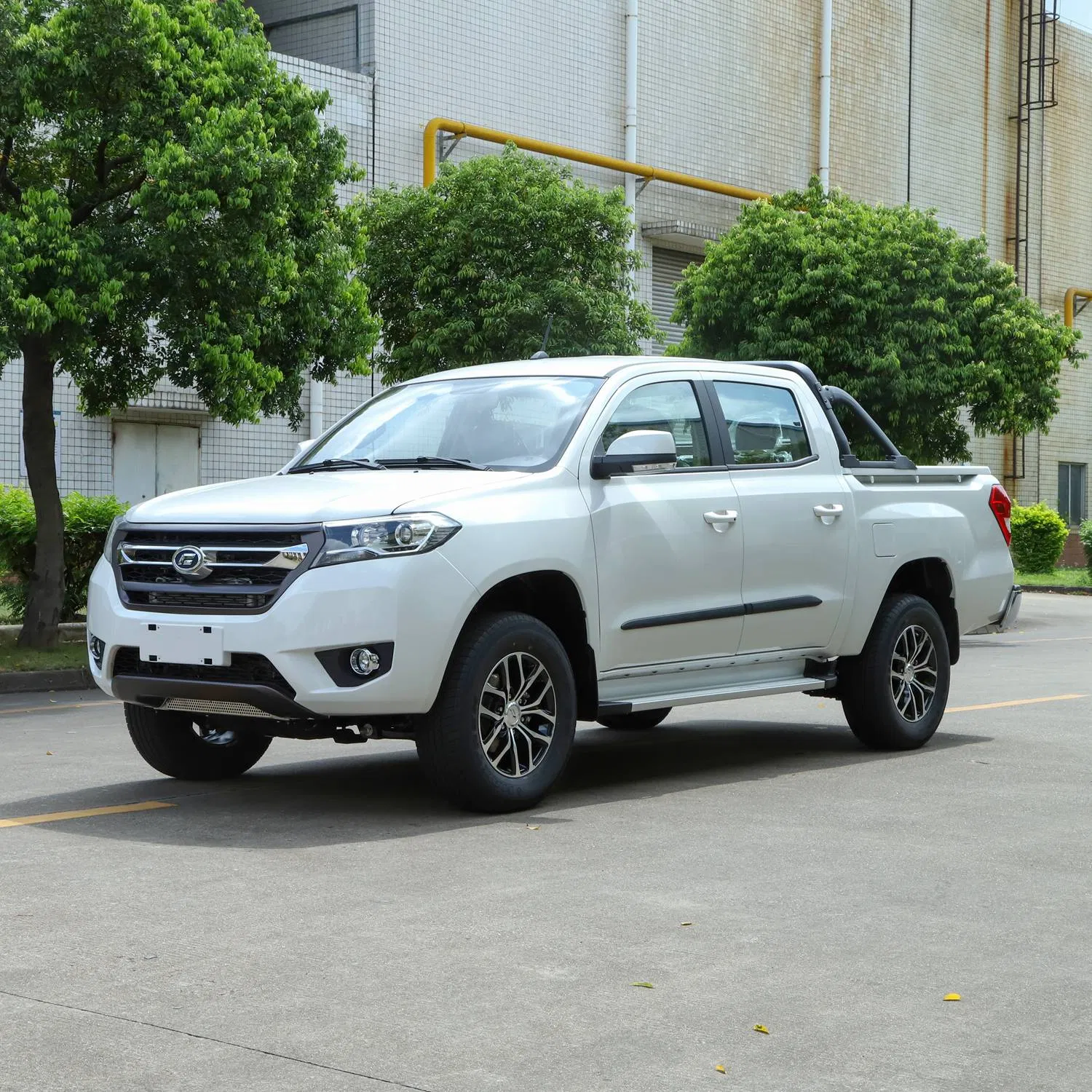 4WD Diesel Double Cab LHD Pickup Truck