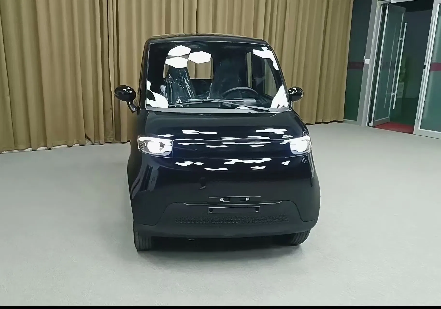 Five-Door Electric Four-Wheel Smart Car City Car L2e EEC Certificate Minicar