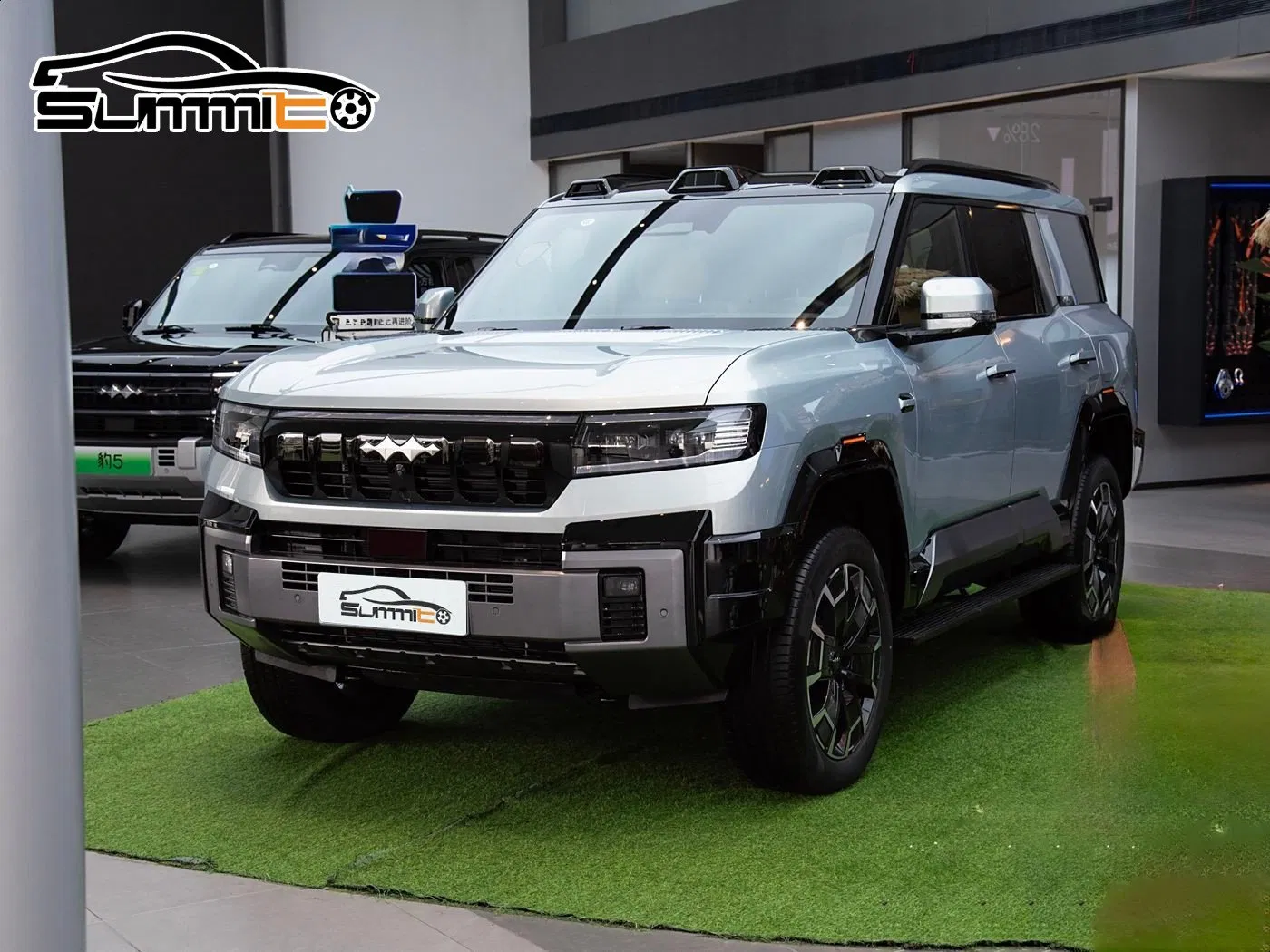 Used Cars Formula Leopard 8 Intelligent Driving Luxury Big Phev SUV 1200km Long Range Plug-in Hybrid Cars