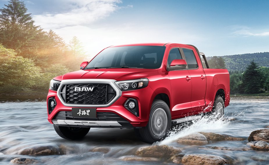 BAW Double Cabin Pickup Truck 4X2 2.0t Gasoline Engine 5mt 5-Seats